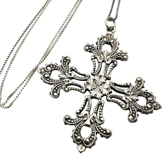Vintage Italian Sterling Silver Large Ornate Maltese Cross 18" Chain Necklace - Picture 1 of 4